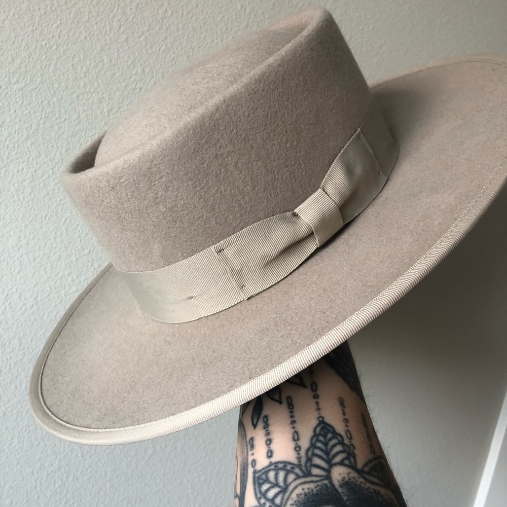 Olive + Pique Wide Brim Fedora Hat